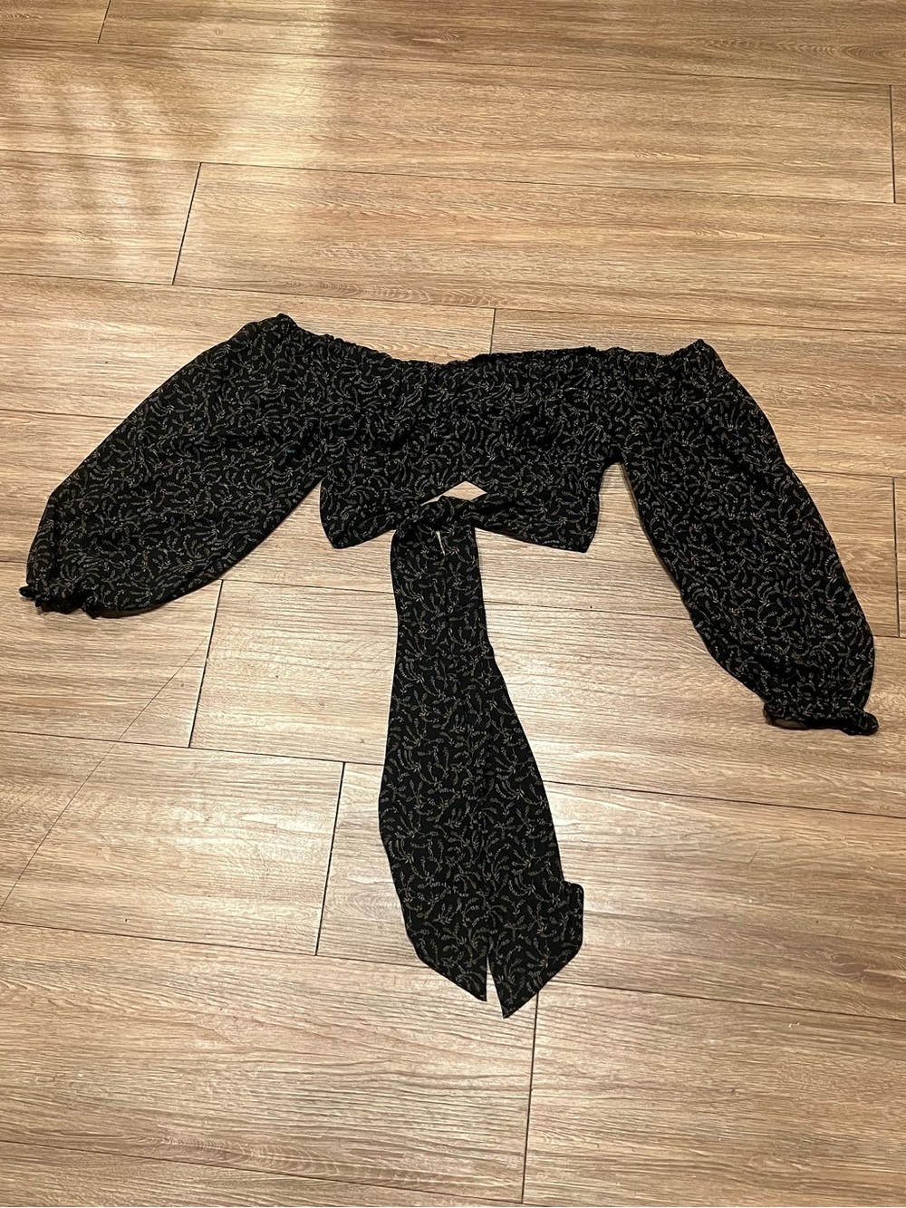 Papermoon Black Floral Off-Shoulder Tie-Back Bandeau Crop Top